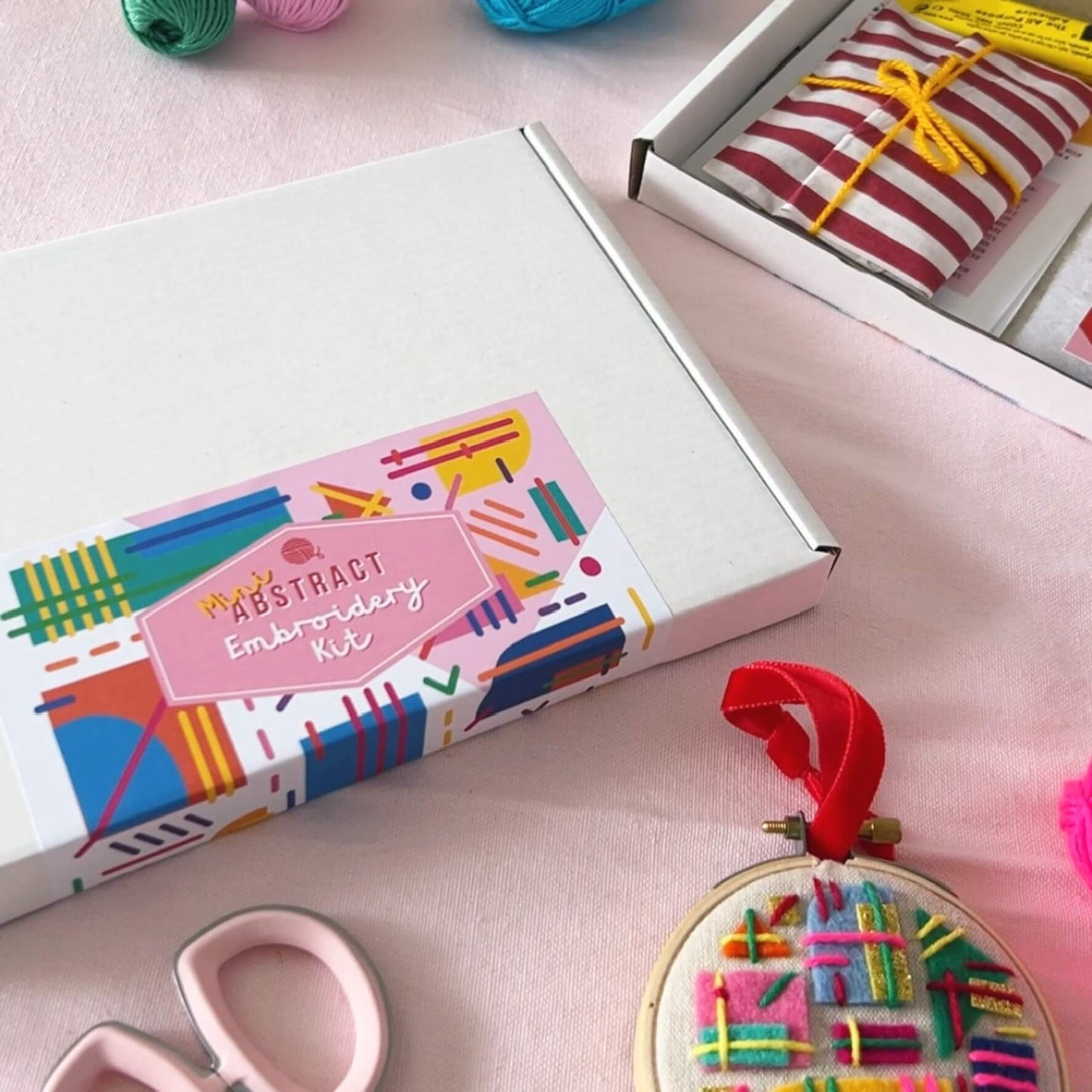 Mini Abstract Embroidery Kit