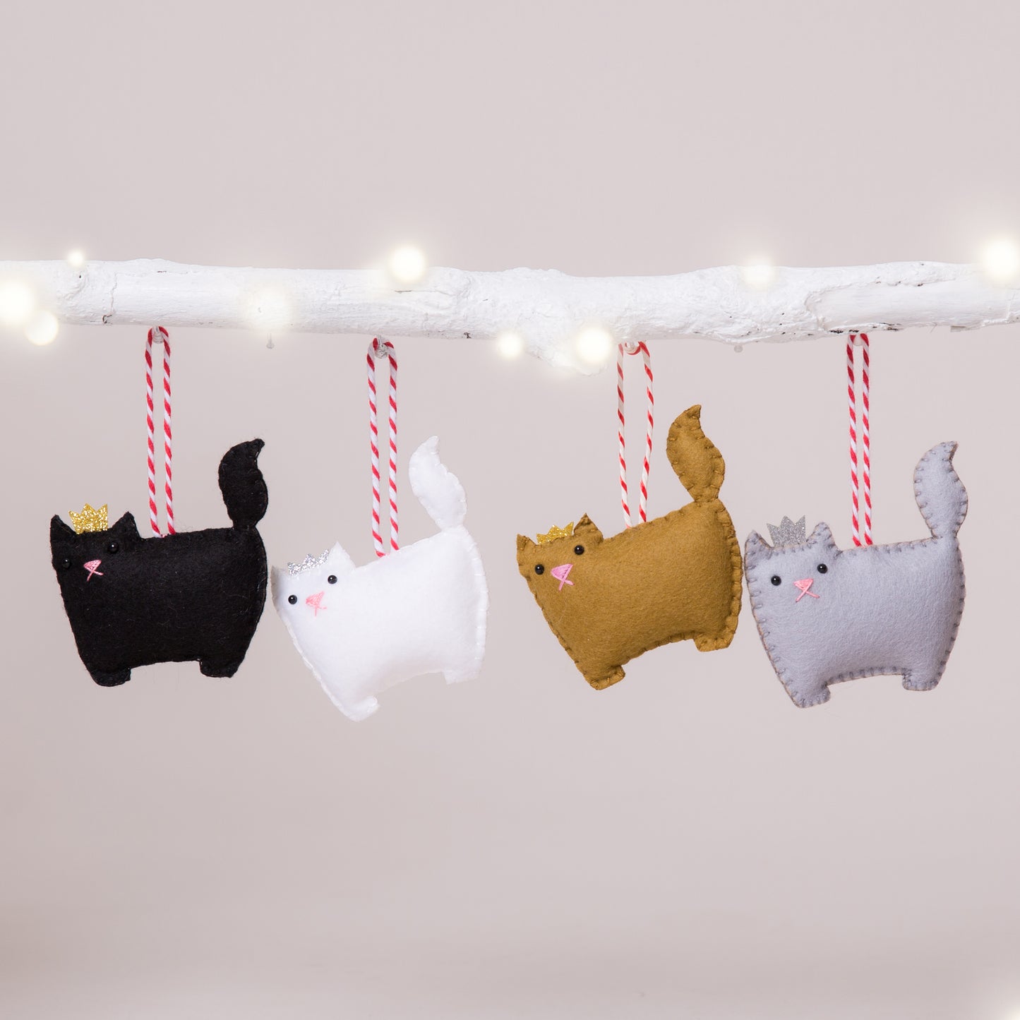 Cat Christmas Tree Decoration