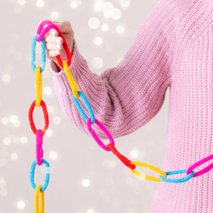 Knitted Garland Chain