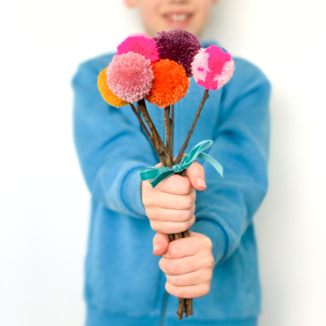 Pom Pom Flower Bouquet Instructions - FREE DOWNLOAD