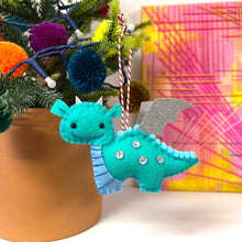 Load image into Gallery viewer, Dragon Christmas tree decoration