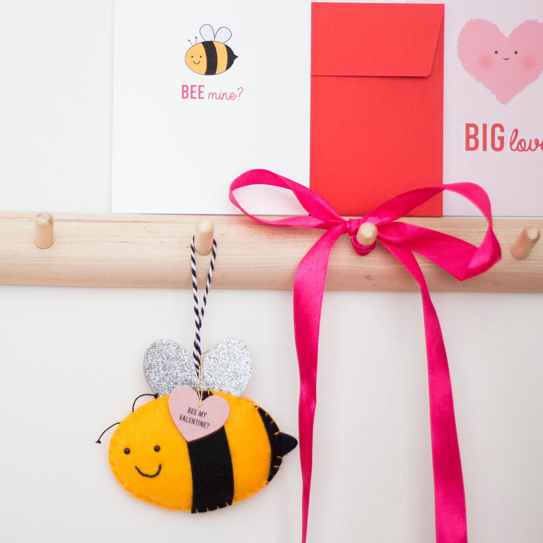Valentine's Day Bee Bundle